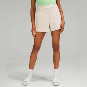 Lululemon Relaxed Softstreme Short Size 8